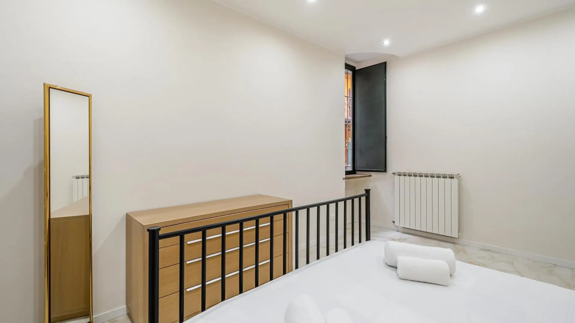 Apartment Milano Rottole District - Cosy And Modern Apt!
